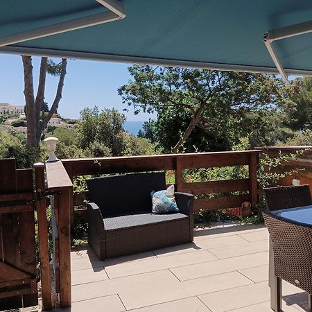 Petite Maison Au Calme - Piscine En Copropriete, Terrasse, Mer, Clim Валорис Екстериор снимка