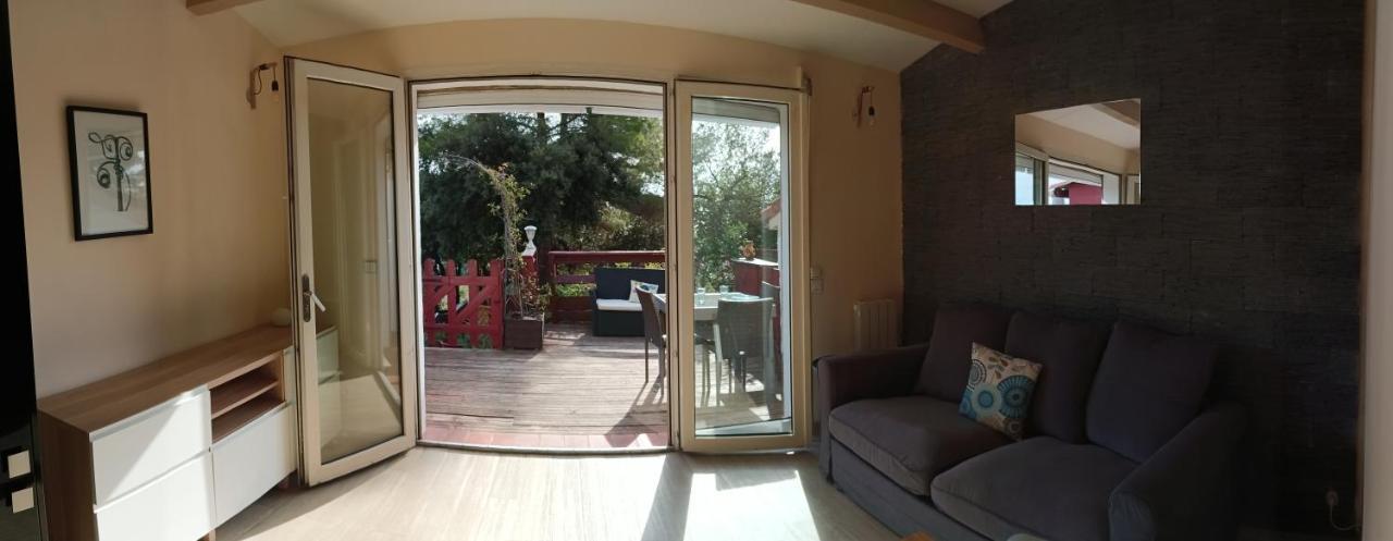 Petite Maison Au Calme - Piscine En Copropriete, Terrasse, Mer, Clim Валорис Екстериор снимка