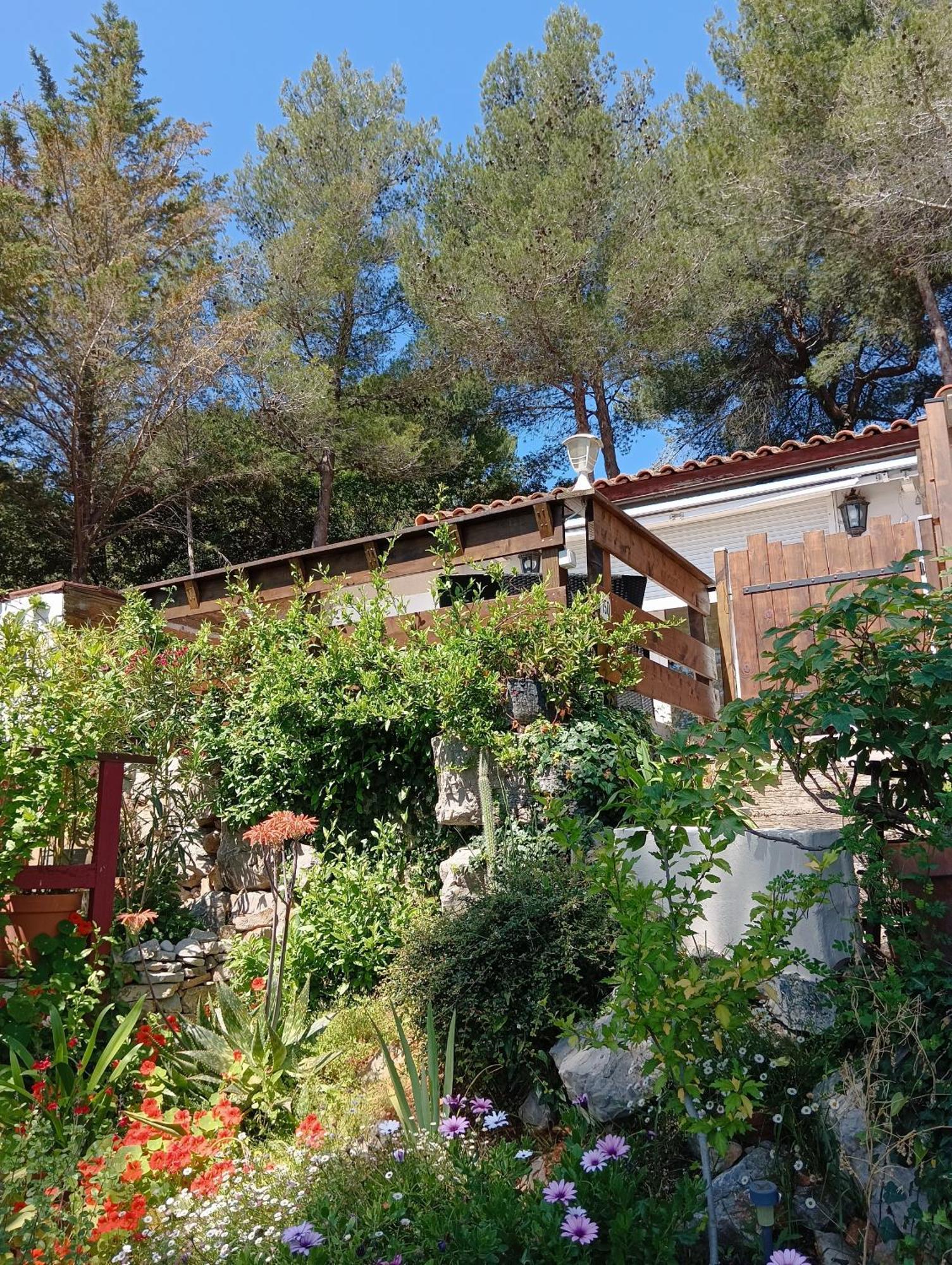 Petite Maison Au Calme - Piscine En Copropriete, Terrasse, Mer, Clim Валорис Екстериор снимка